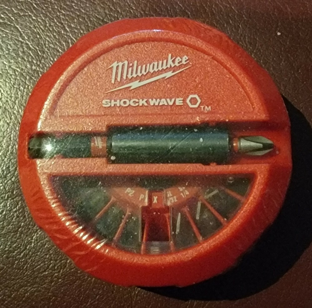 Milwaukee Accessory Kit - Headlamp, Power Source, 360 Level, Puck, Bag, Socket A