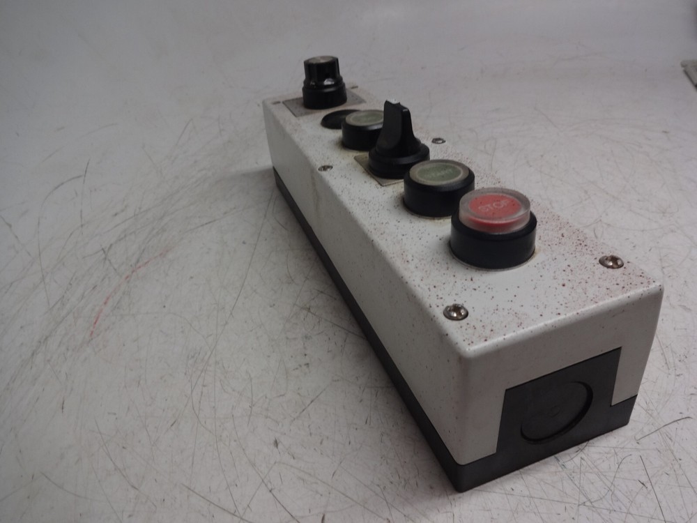 Abb Cbk-ep654sj Push Button Control Station