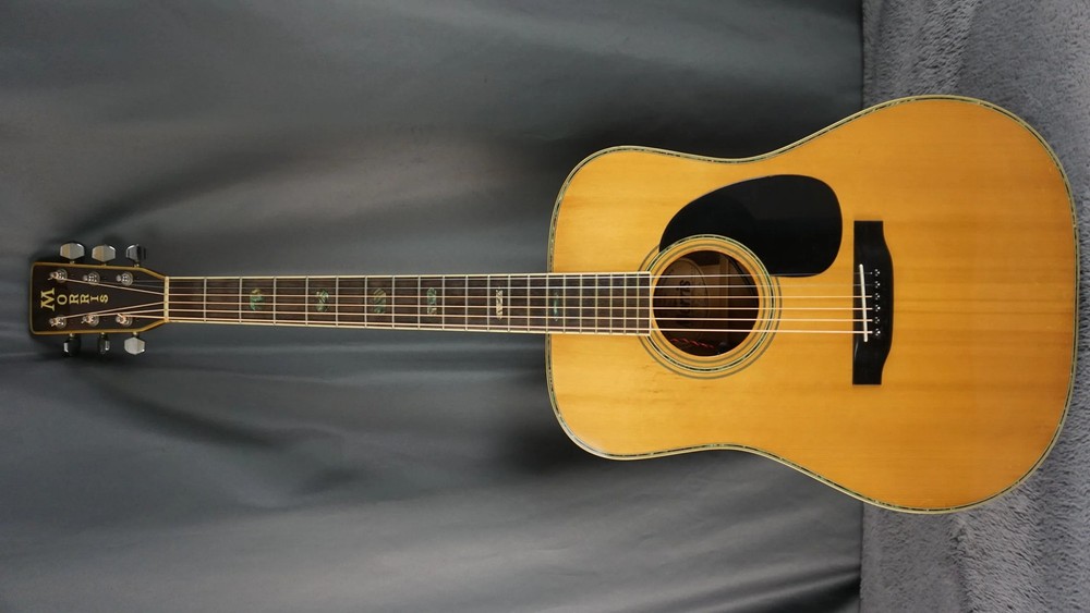 Morris W-40 Japan Solid Spruce Top w/ Fishman Electronics