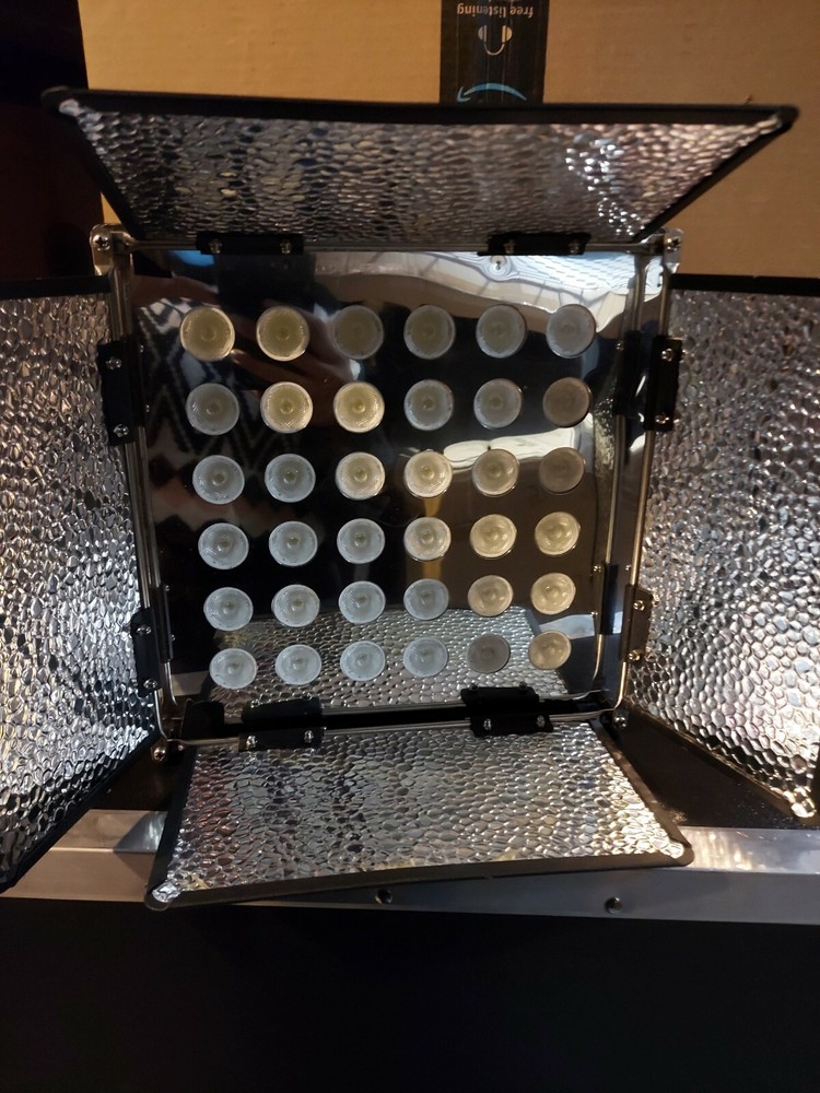 Farseeing FS-LED 108W Light