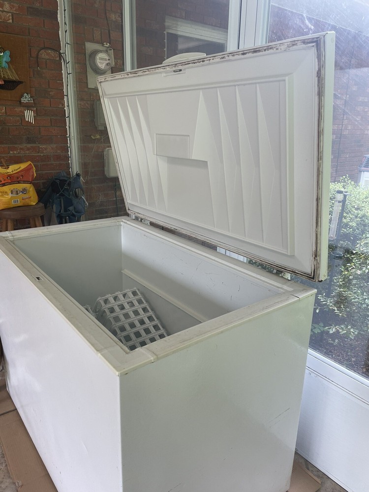 Frigidaire Chest Freezer