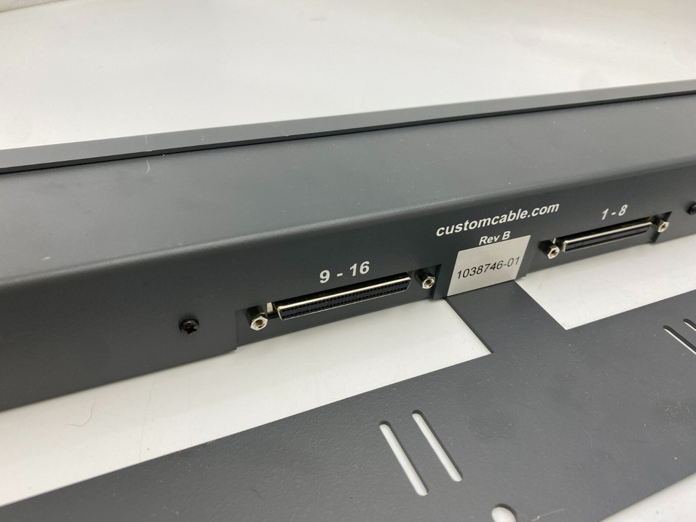 Custom Cable HDPP16 High Density Patch Panel 16 RJ-45 Ports NOS Black