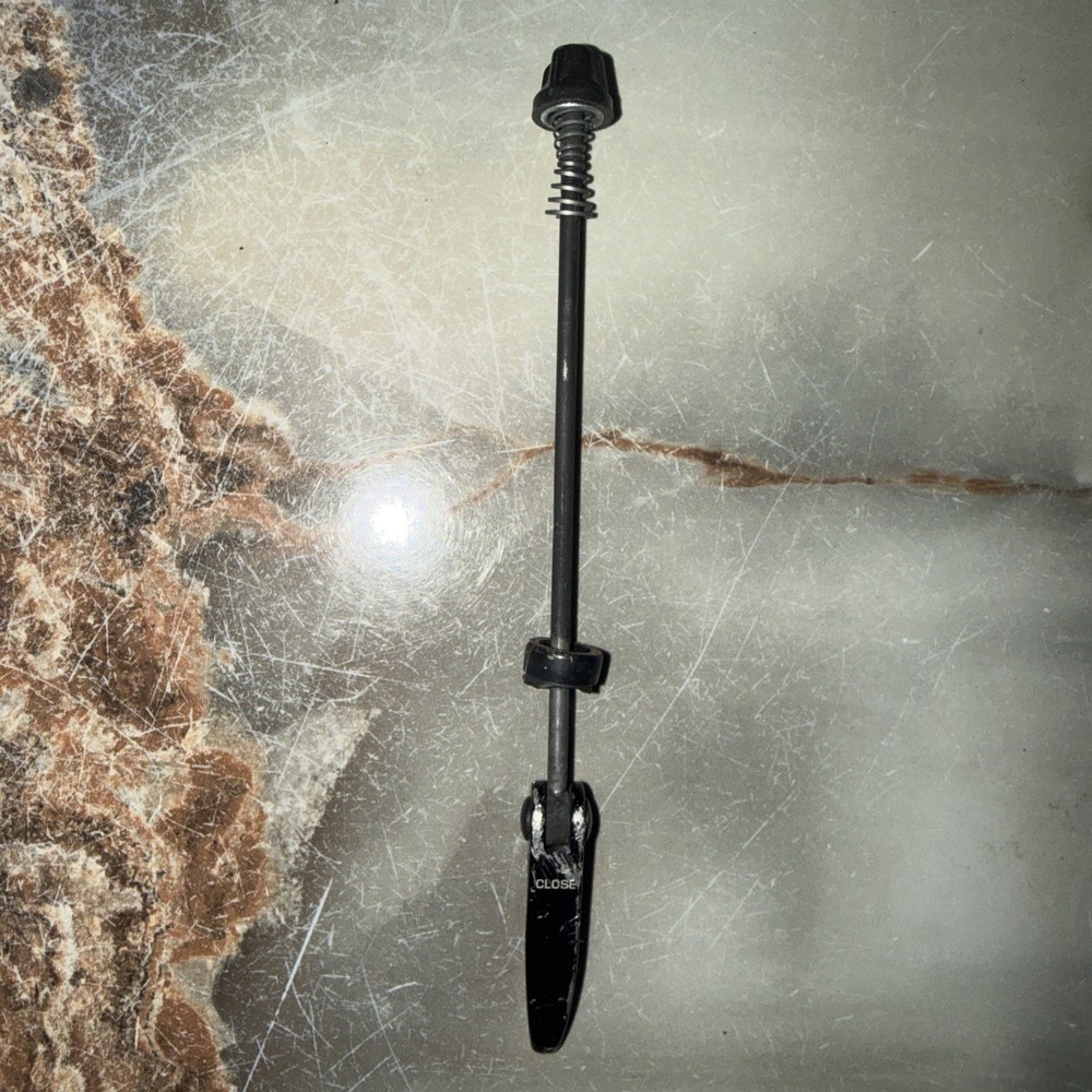 Black rear wheel quick release 130mm
