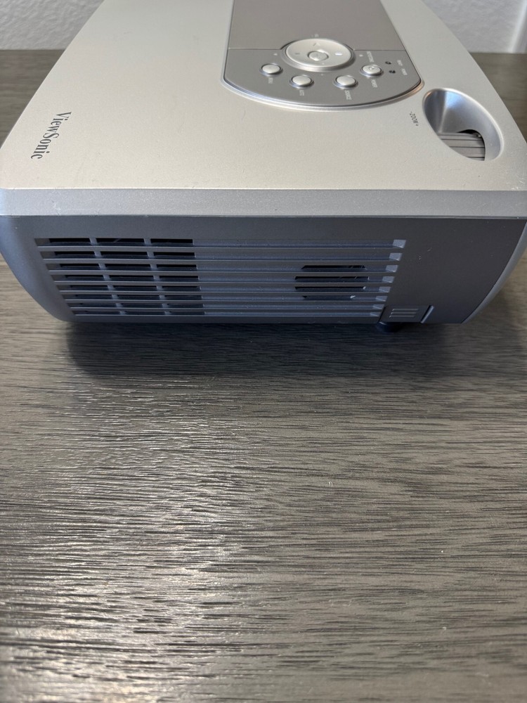 ViewSonic PJ7664 DLP Projector
