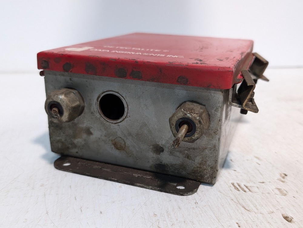 Data Instruments FOD4BC Detectalite light beam control box