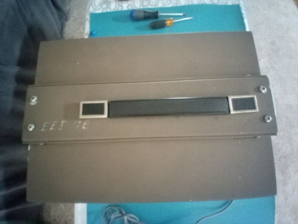 Heathkit IO-102 Oscilloscope -- powers up, needs calibration and refurbishment