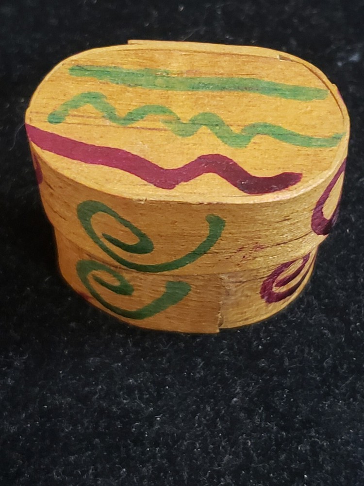 .925 STERLING SILVER THIMBLES TAXCO MEXICO SIGNED WITH TREE BARK CASE