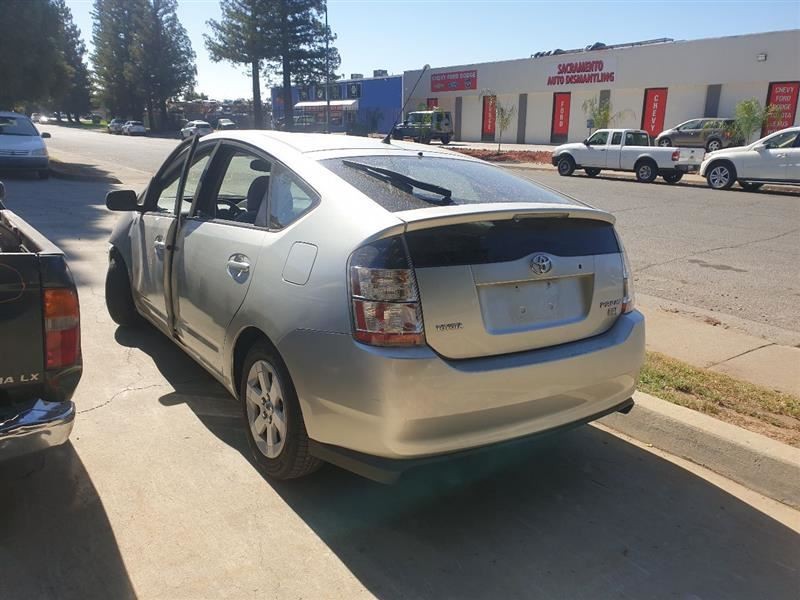 04-05 TOYOTA PRIUS DISC/CD CHANGER UNIT ASSEMBLY