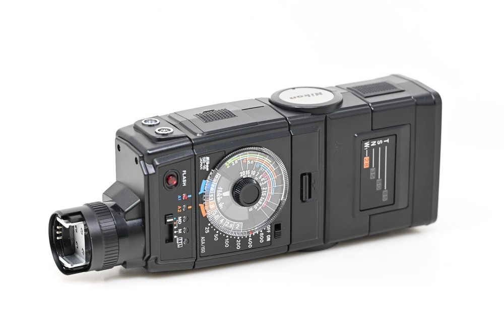 Nikon SB-16 Speedlight w/AS-8 Coupler #B130