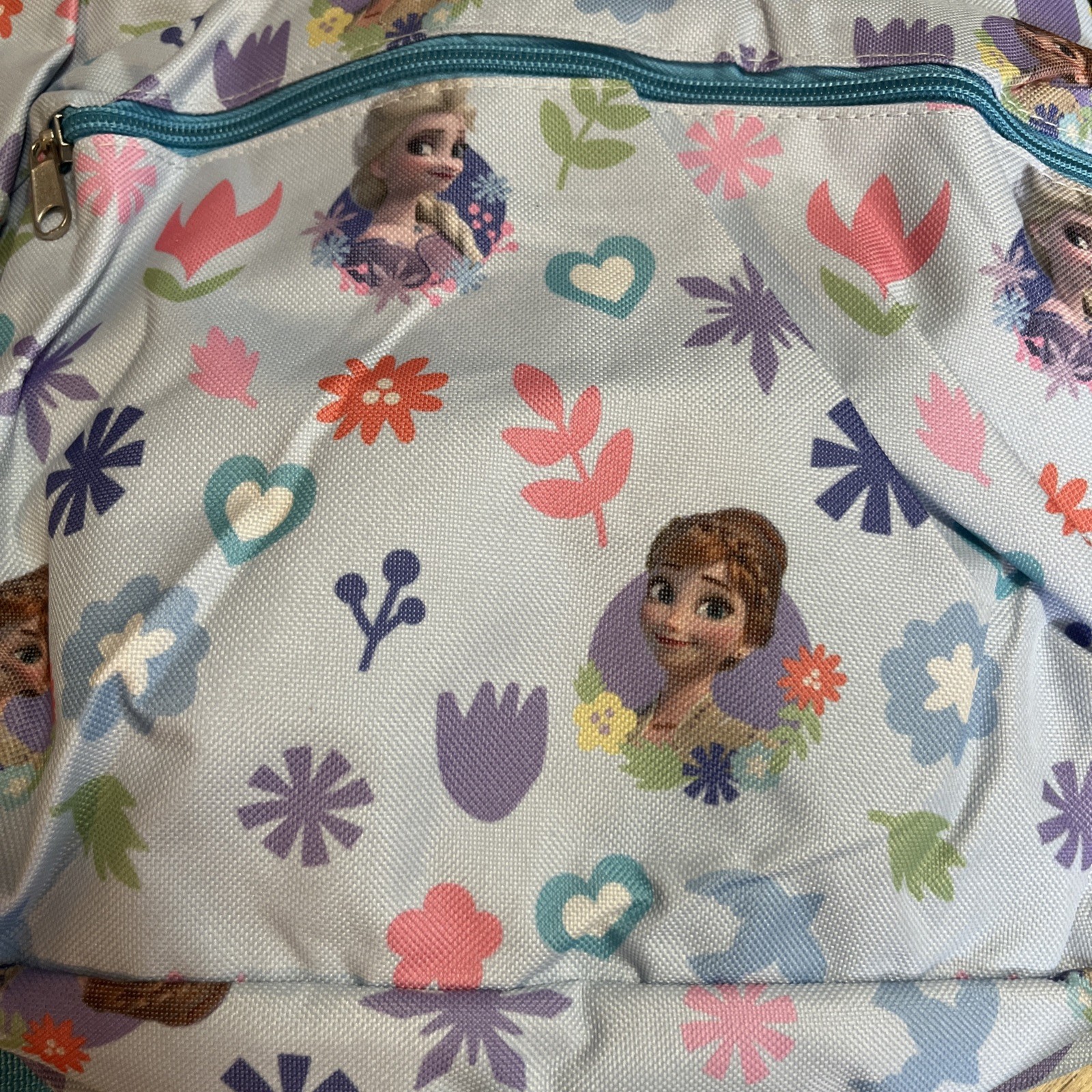 Disney Frozen Backpack NWT Outside Zipped Pocket