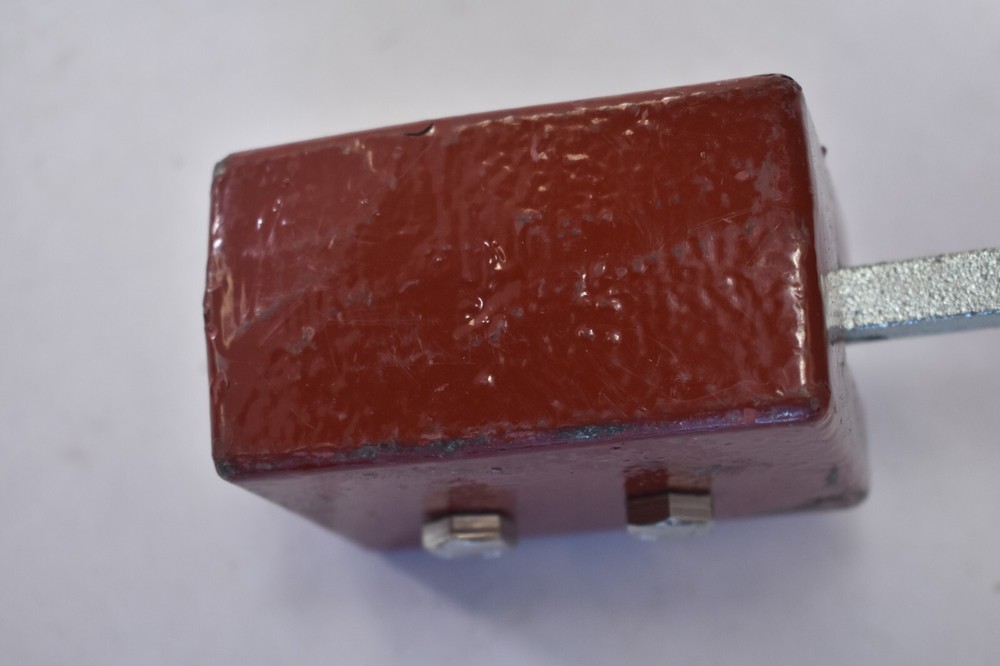 Lever Replacement Bracket Support 65X80X50 Red Base w Silver Handle