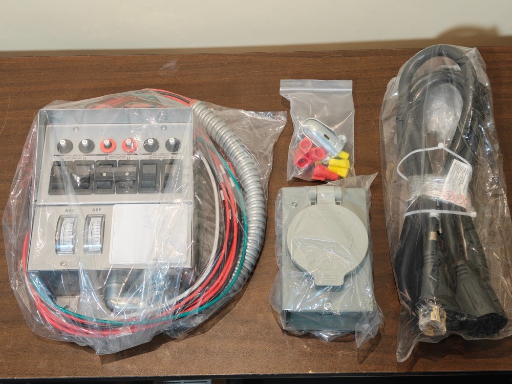 6-Circuit 30A Generator Transfer Switch - Complete Pre-Wired Kit, Inlet & Cable