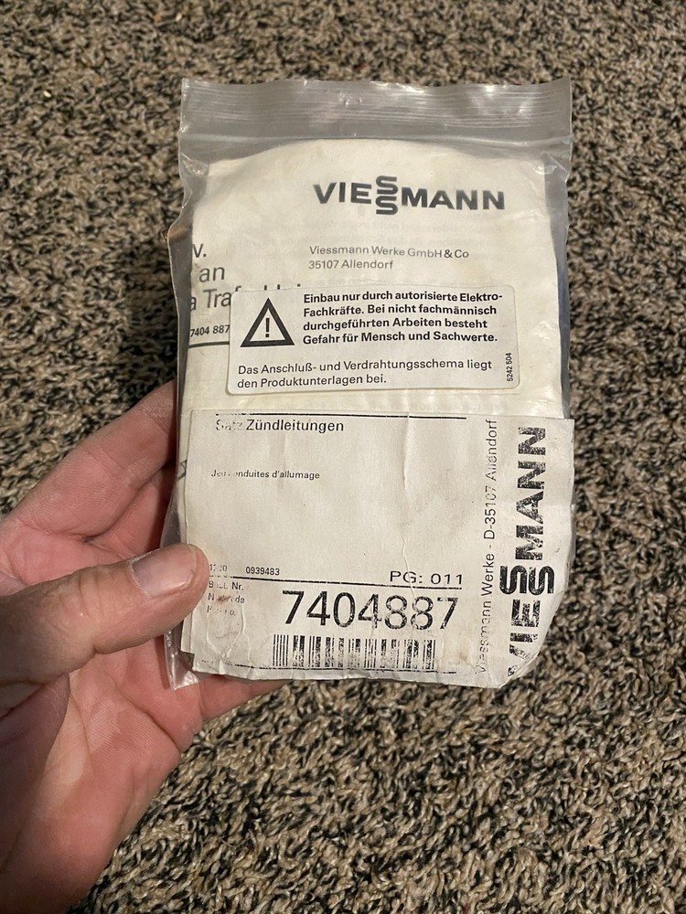 Viessmann 7404887 Ignition Cables Set