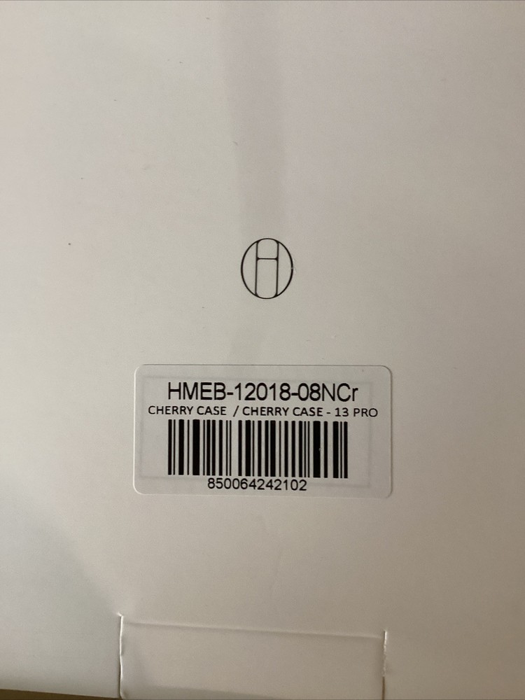Cherry Case Apple 13 Pro MGRK6