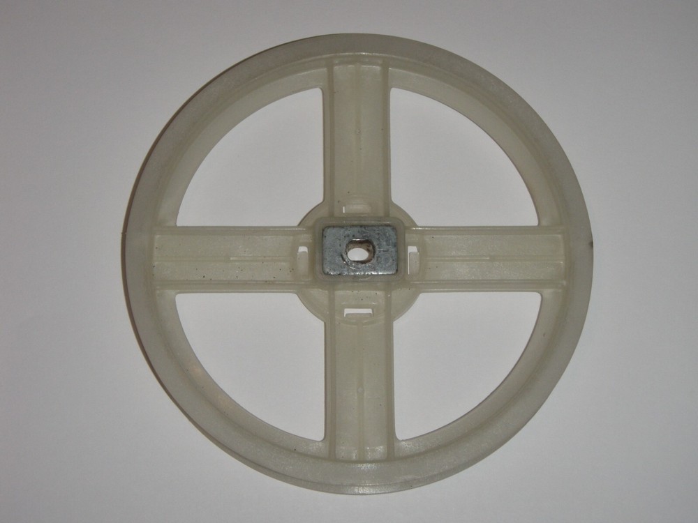 Pulley Wheel for Toastmaster Bread Maker Machine Model 1150 only