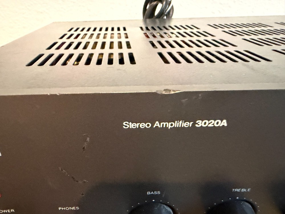 NAD 3020A Tested and Working read description