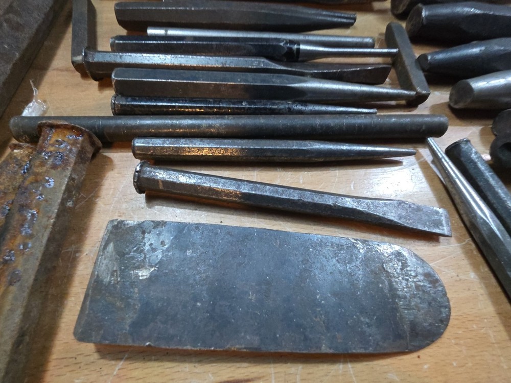 punch and chisel Lot