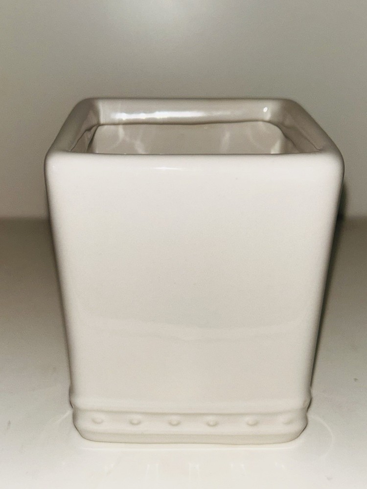 Nora Fleming Square RETIRED Cutie Container Pearl Dot Base