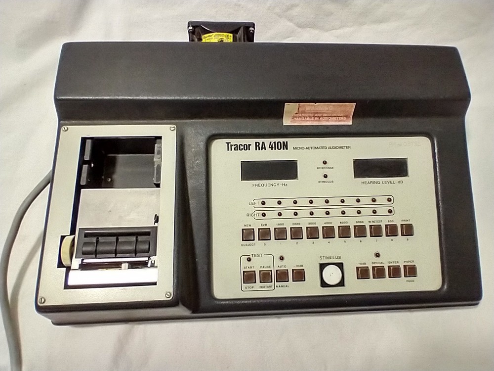 Tractor RA 410N Audiometer