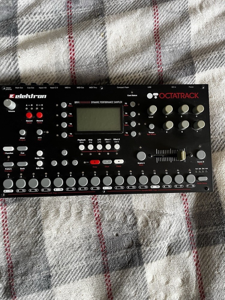 Elektron Octatrack DPS-1 Dynamic Performance Sampler