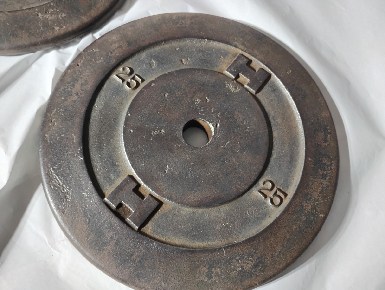 vintage Healthways Hollywood 25lb standard weight plate pair double H