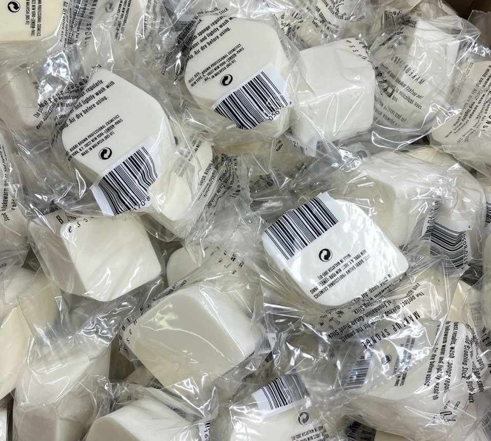 BOBBI BROWN Makeup Brush Sponge Applicator Full Coverage (10) Sealed