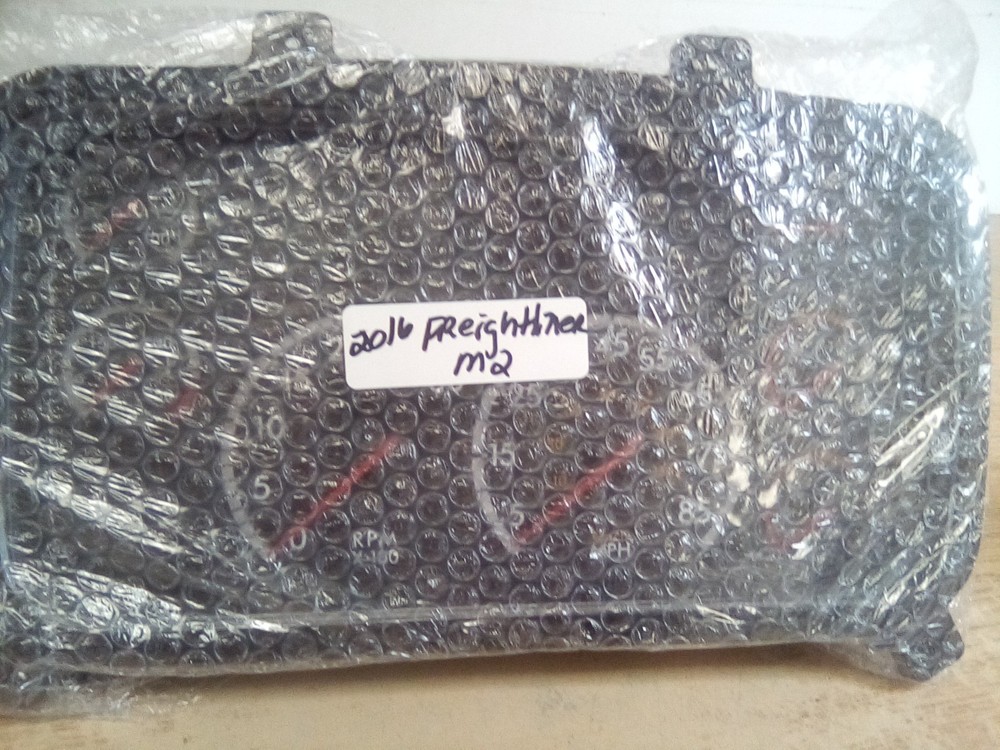 2016 Freightliner M2 Speedometer Instrument Cluster