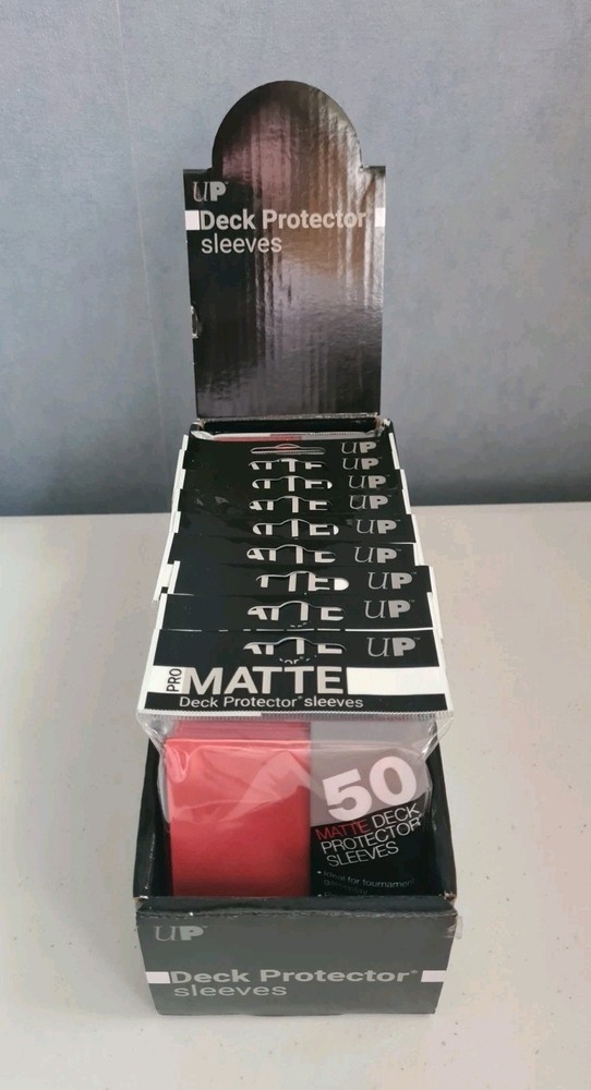 Ultra-Pro Standard Size Sleeves Red