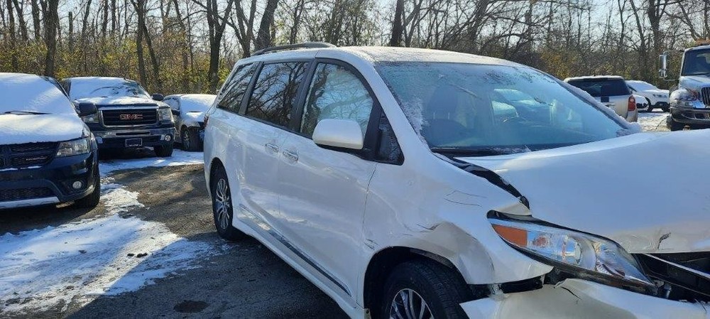 Used A/C Selector Switch fits: 2019 Toyota Sienna automatic temperature control