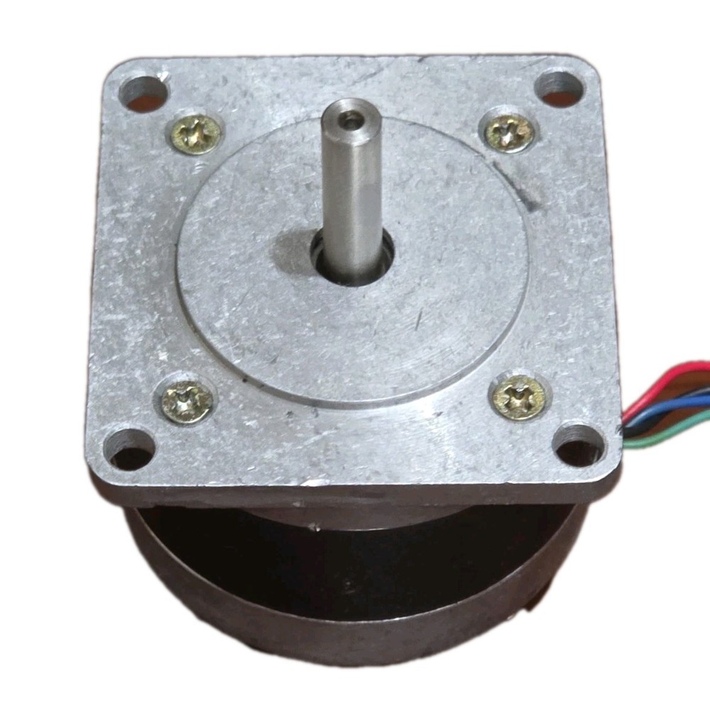 LIN ENGINEERING, Step Motor, 5618X-11S-16 7,5 Volt .8A. NOS