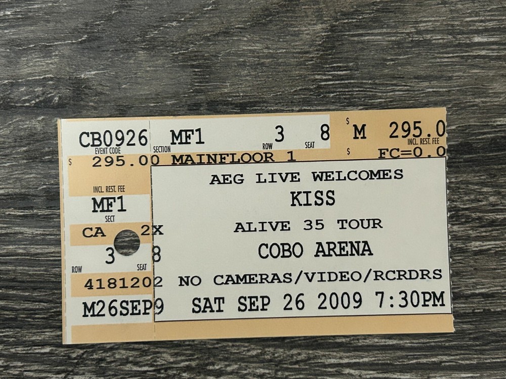 KISS TICKET STUB Cobo Detroit Sept 26 2009 Alive 35 Concert Tour Vintage Kiss