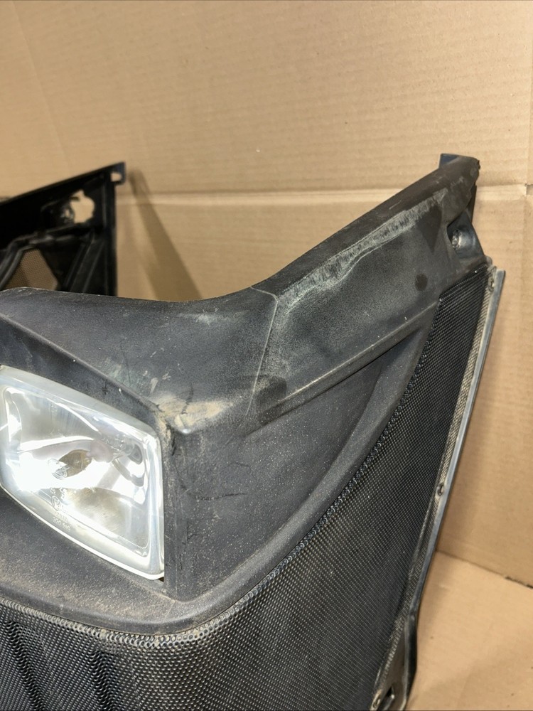 John Deere 1025R 1023E Compact Utility Tractor Front Grille & Headlight Assembly