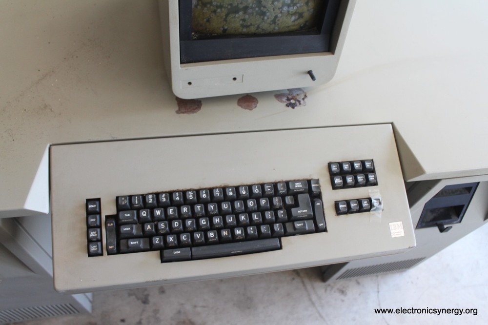 IBM System/6 Model 450 Office Computer System w/ Console and Printer