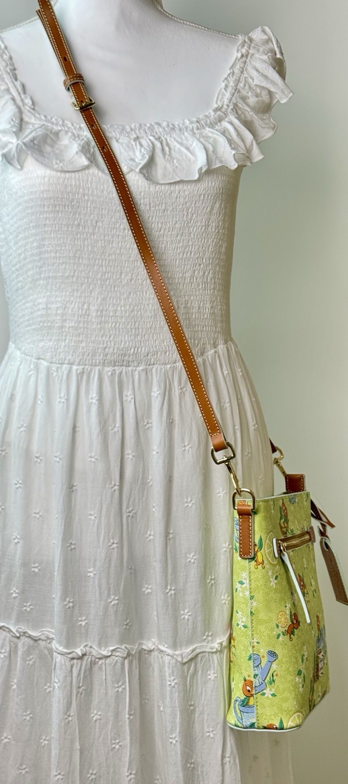 Disney DOONEY & BOURKE Flower Garden Festival 2022 Shoulder Crossbody Bag NEW