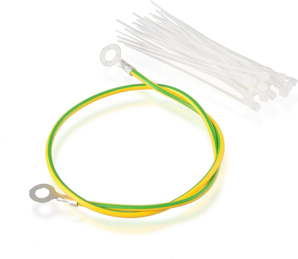 Cable Matters Rackmount or Wall Mount 1U 24 Port Keystone Patch Panel with Cable