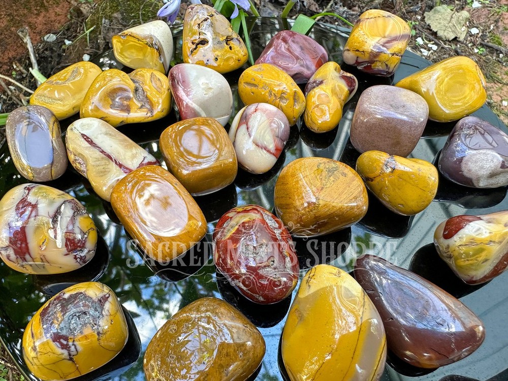 Mookaite Jasper AA+ Large Tumbled Stone for Decision Making, Strength, Shielding