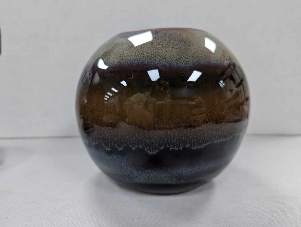 Studio Pottery Brown Glazed Ceramic Vase (B55)