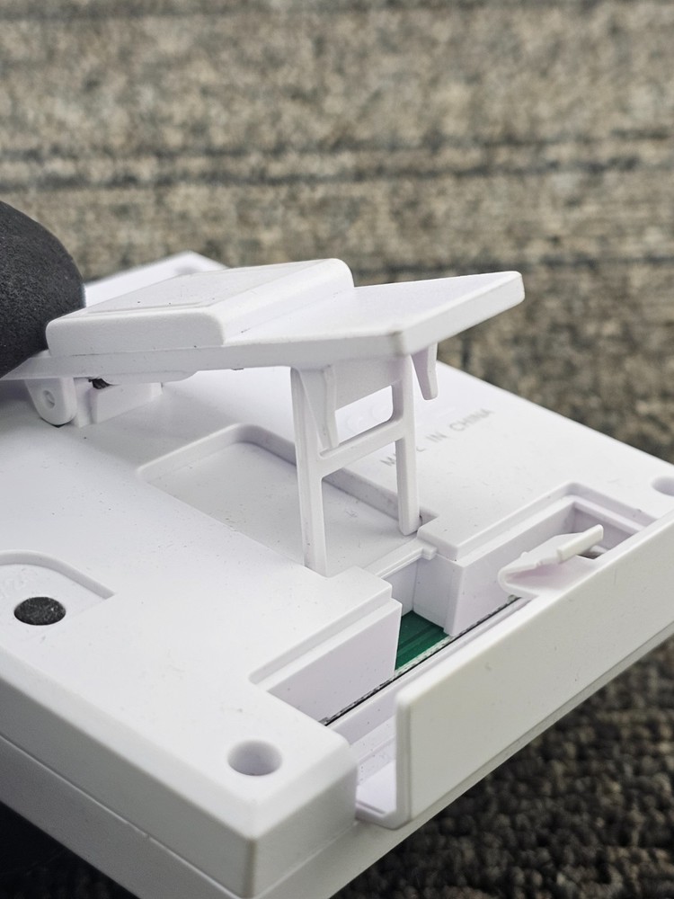 DURAC 89203-042: Traceable® Four-Channel Digital Timer with Integrated Clock