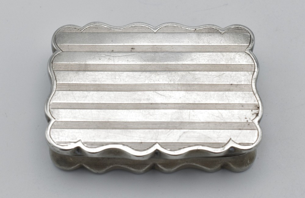 Antique Solid Silver Snuff Box 1911 Shaped William Aitken