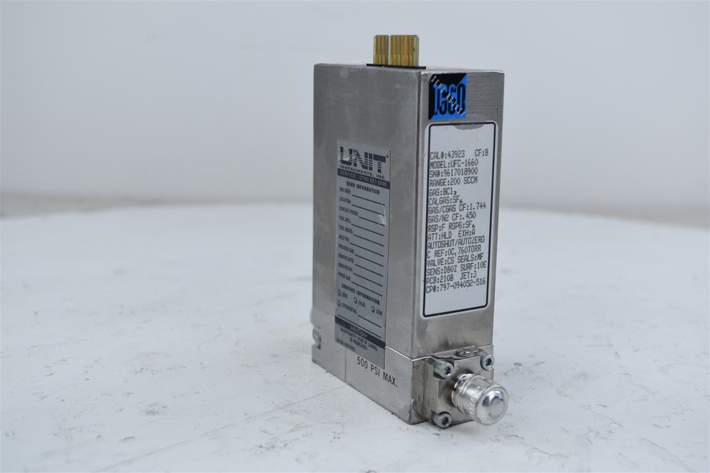 UNIT UFC-1660 RANGE 200 SCCM H2 MASS FLOW CONTROLLER