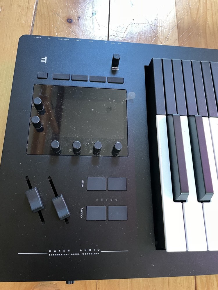 Expressive E Osmose 49-Key polyphonic MPE  Keyboard Synthesizer