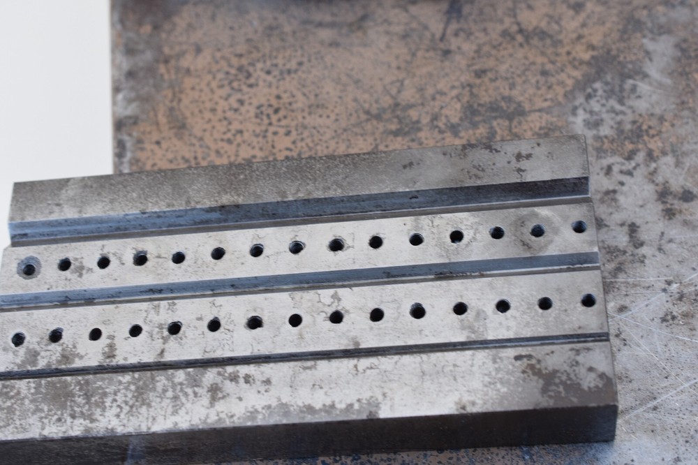 Teschner V pin block