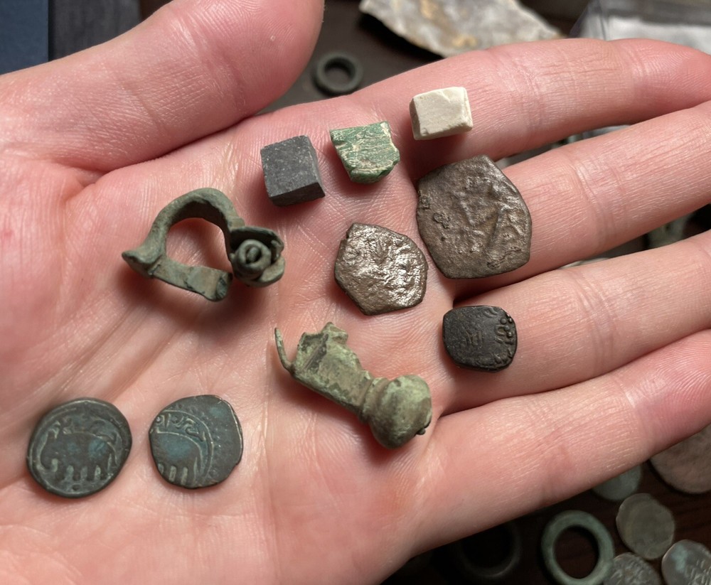 ~~15 AUTHENTIC Assorted Ancient & Medieval Historical Archaeological Artifacts~~