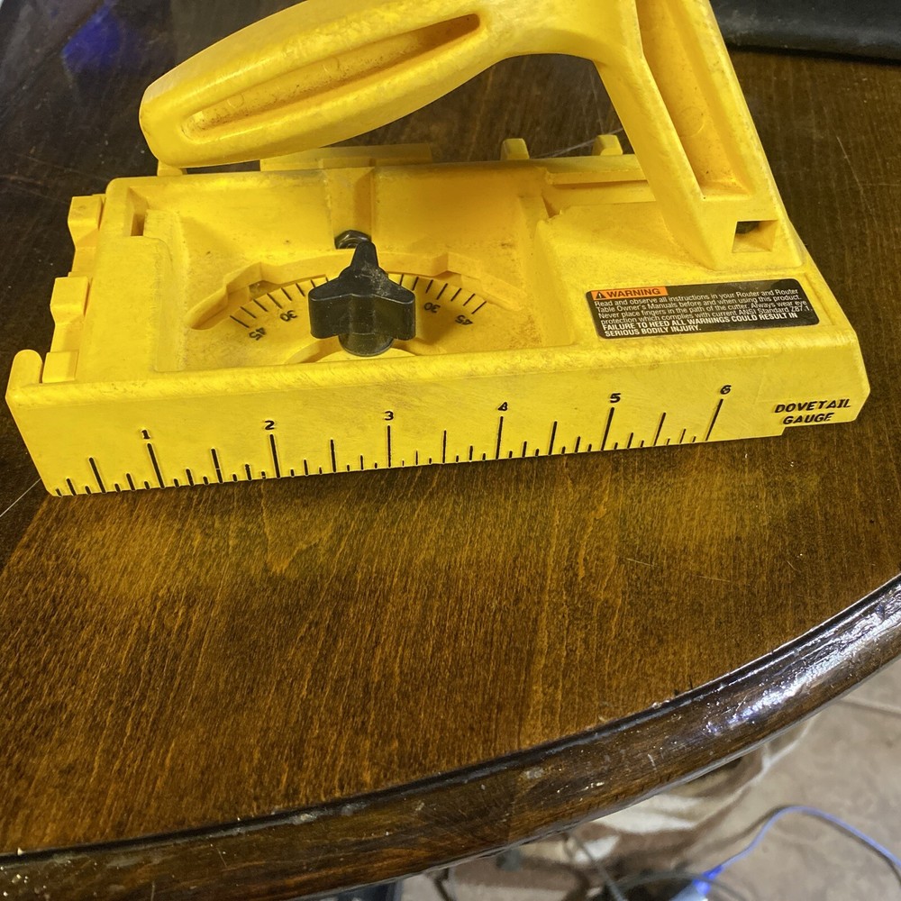 Craftsman Dovetail Gauge