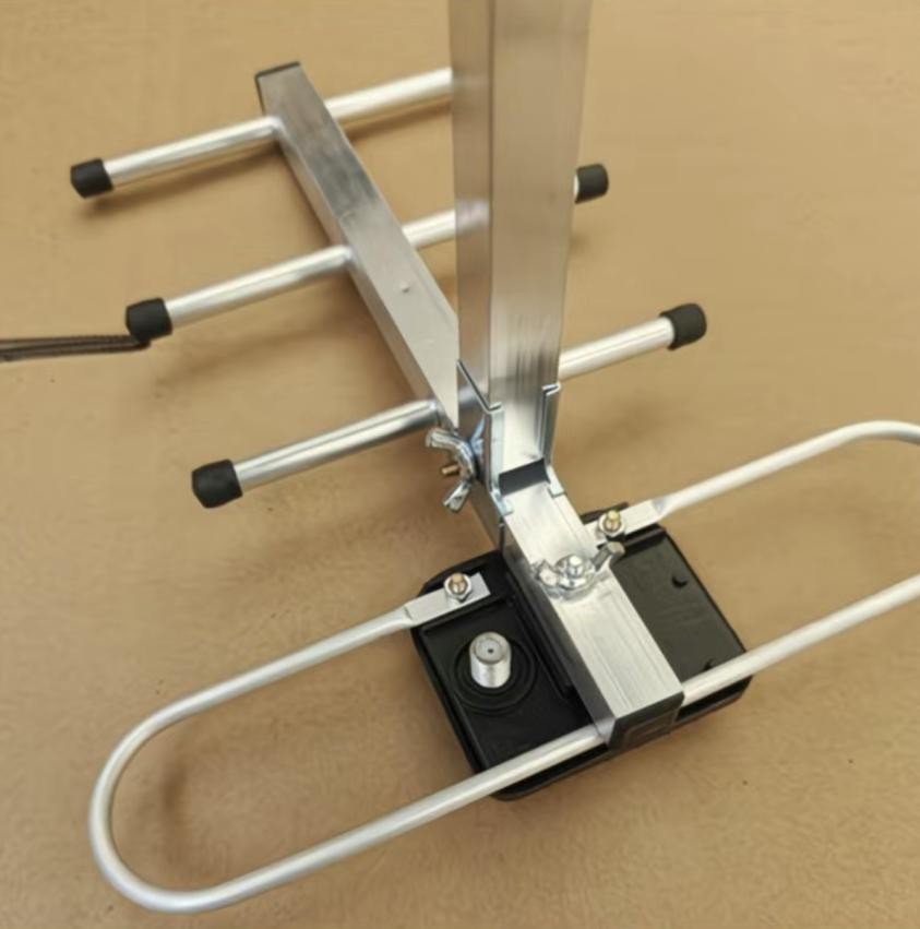 Outdoor TV Antenna Amplified Digital HDTV 1080P 4K UHF VHF 200 Mile with Bracket