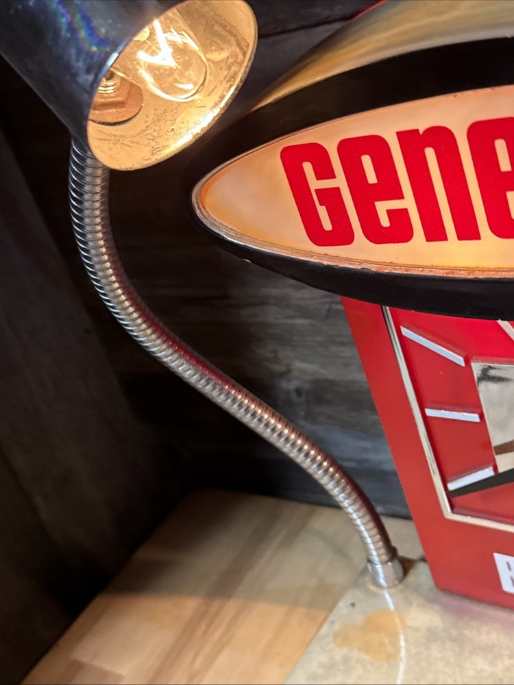 genesee beer &ale clock light