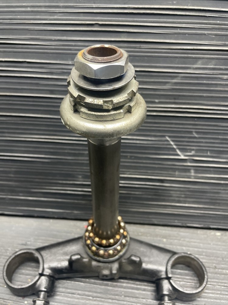 2013 Honda CBR250R Bottom triple tree #920245