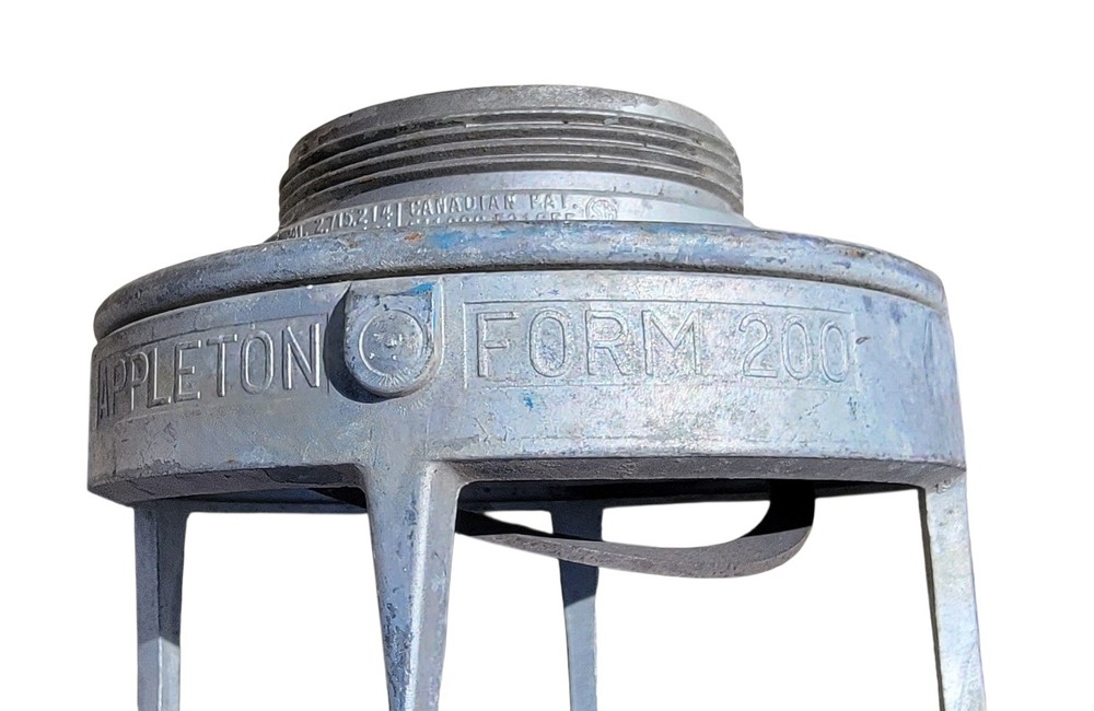 APPLETON FORM 200 EXPLOSION PROOF LIGHT Cage Only No Glass Globe
