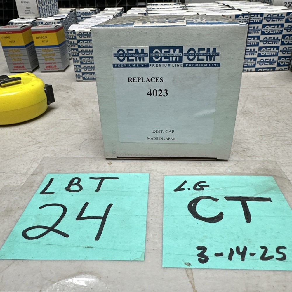 Original Engine Management Distributor Cap 4023