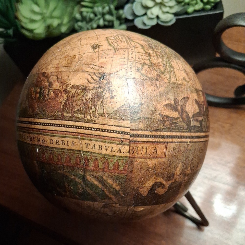 Table Top Metal Globe Decor